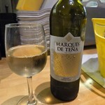 祖父江料理店 - 他のワインも試してみよう。