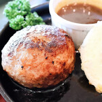 満濃ヒルズカントリークラブ - 手ごねビーフハンバーグ