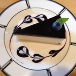 スモールフルーツランド ベリーコテージ - ブルーベリーチーズケーキ