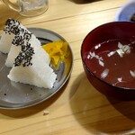 骨付鳥 かし羽 - おにぎり？