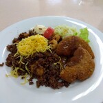 えびめしや 笹沖店 - プレートランチ。メンチカツを選びました