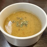 シャフマラン - 赤レンズ豆のスープ