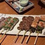 鳥半 - ずり・ささみ梅しそ・しんぞうたれ・ねぎ身たれ