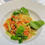 プリミ・バチ - 