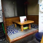 とん八 - 小上がり席(2025年2月13日撮影)