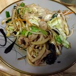 とん八 - 肉野菜炒め 680円(税込)(2025年2月13日撮影)