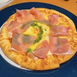 チーズ & ワイン みんなのイタリアン - みなイタ特製マルゲリータ