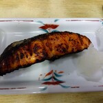とん八 - 厚切り銀鮭西京焼き 520円(税込)(2025年2月6日撮影)