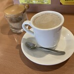 南インドの味 カレーリーフ - 食後にはチャイを飲みながら懺悔のための心の準備を…