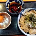 蕎麦とラー油で幸なった。 - 