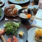 コンラッド　エグゼクティブ ラウンジ - 