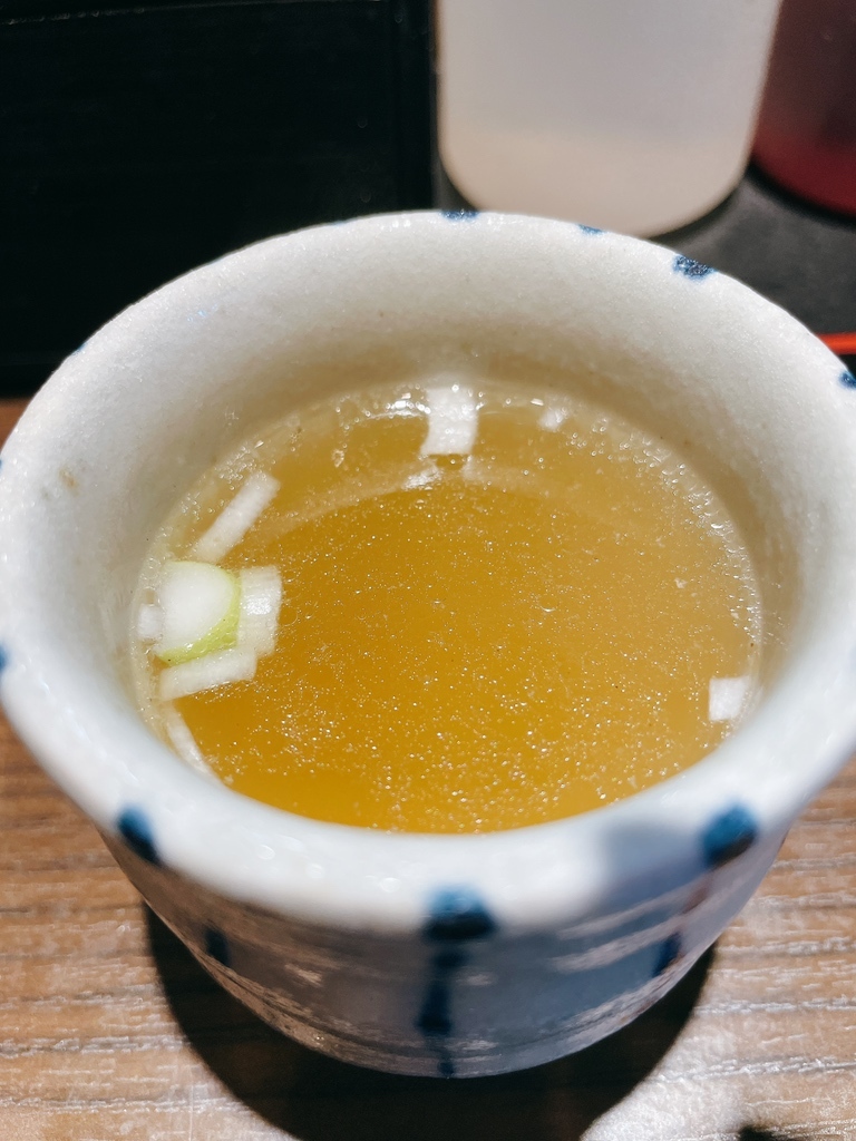 油そば Amazon.co.jp: 日清 デカうま 油そば 157g×12個 : 食品・飲料・お酒