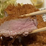 かつ好 - 断面拡大。ジューシーです