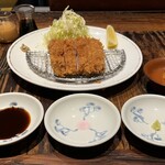 かつ好 - ヒレカツ全景