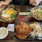 みよ家 - 沖縄そばは茹で麺(美味しい)、スープもスッキリ美味しい！