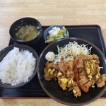 盛かつ - フライ盛り合わせ定食680円^_^