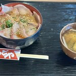 旨いもん食堂かどや - ブリ丼