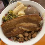 帆帆魯肉飯 - 