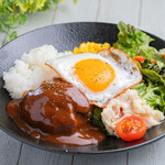 Long Vacation Resort 海の家 - 【LUNCH】ロンバケ特製ロコモコ