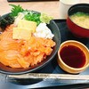 魚太郎 市場食堂 一宮店