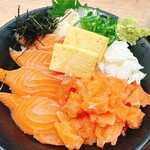 魚太郎 市場食堂 一宮店 - 
