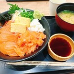 魚太郎 市場食堂 一宮店 - 