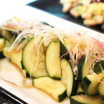 ザ・ループ - 夏野菜を使ったサラダ。