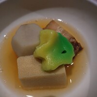 御影蔵 丸ビル - 煮物四種、角煮、里芋、高野豆腐、生麩