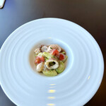 トロワヴー - プリモピアット　ヤリイカとそら豆のニョッキ