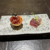 十皿 - ケンケン鰹の藁燻しとスナック