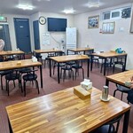 전주식당 - 広々とした店内