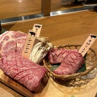 上野太昌園 上野本店 - 厚切りステーキ盛り合わせ