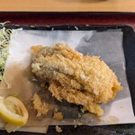 塩釜あがらいん - 大きい牡蠣