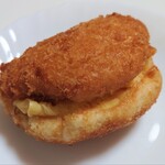 丸栄ベーカリー - あげクリーム