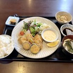 小鮎 - ◉ かきフライ定食 ¥1280-