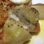 銀のさじ - 『旬の魚』はその日によってお魚は変わるそうで、この日は『鯛』でした。ソースは『梨ソース』です。