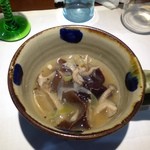 銀のさじ - キノコだけの出汁に少量の胡椒と豆板醤だけでこの味が、すごい。