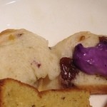 銀のさじ - ベイクドケーキ、ソースはベニハルカで作られたと思います。