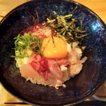 うみからそらへ - 海鮮ユッケ丼　1400円