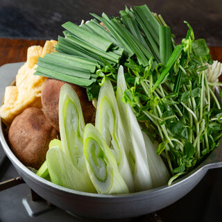 寒くなるこれからの季節に◎［とり鍋セット＜鶏ガラ出汁使用＞］