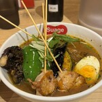 北海道スープカレー Suage - パリパリ知床鶏と7種の野菜カレー(1,780円税込)