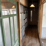 MORUNG - １階廊下