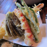 ががちゃ屋 - 海老天ぷら盛り合わせ