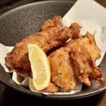 魚縁 - 「ザンギ・鶏の唐揚げ」