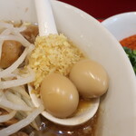 ラーメン二郎 - ショウガ半分