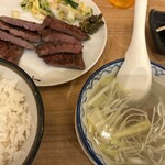 牛たん炭焼利久 - 