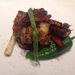 HongKongRoom GOUKA - 大エビと岩牡蠣の強火炒め 山椒の香り