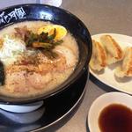 らあめん花月嵐 分倍河原店 - 嵐げんこつらあめん　塩