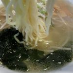 コーヒーとお食事 舘 - 塩ラーメンの麺