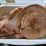 川場田園プラザ - 山賊焼 ソーセージとハムの組み合わせ